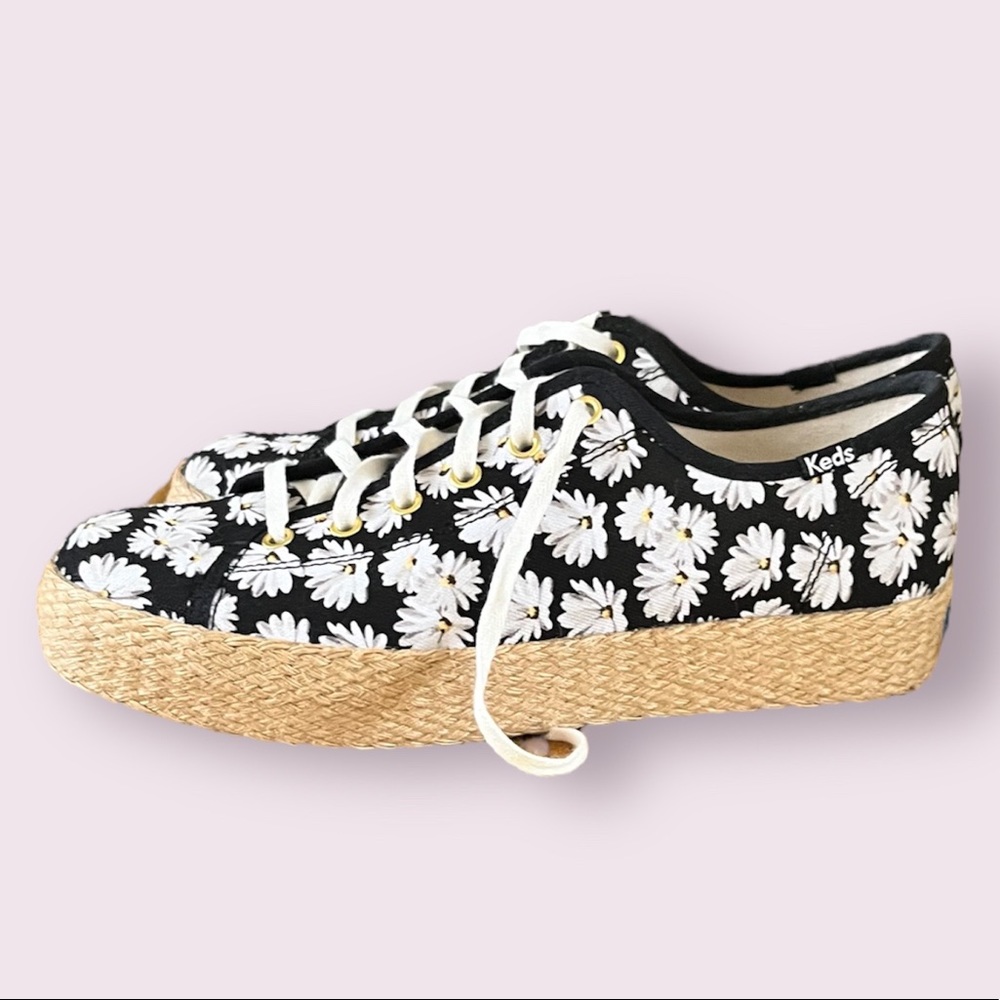 EUC Daisy Print Keds Espadrille Style